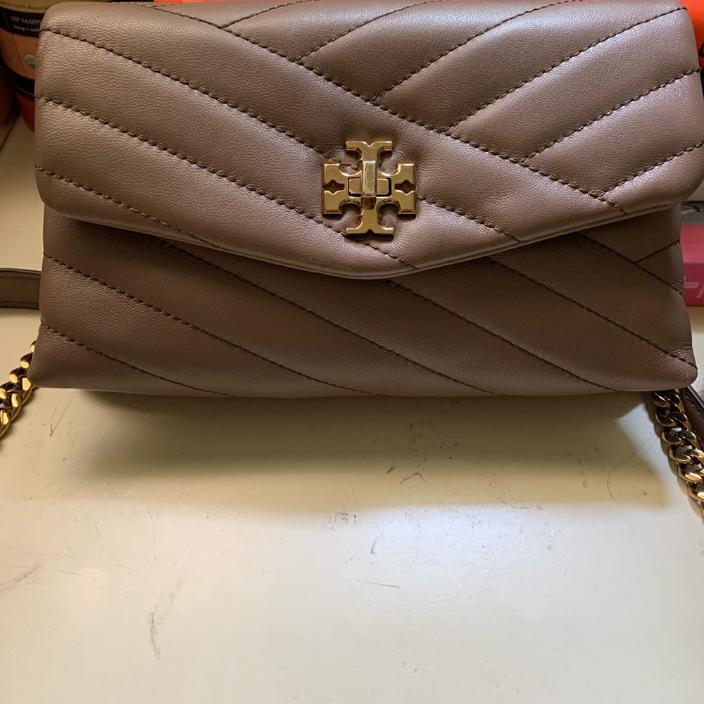 Tory Burch Kira Chevron Chain Wallet